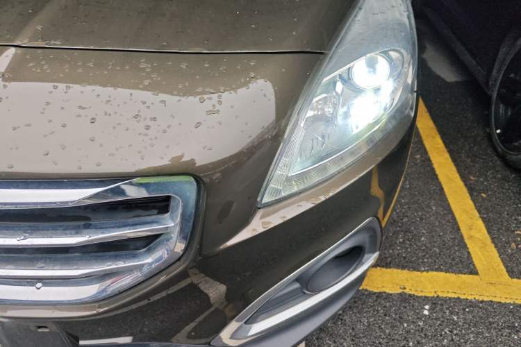 Used Peugeot 3008 2015 1.6THP Automatic Trend Edition Left Front Headlight