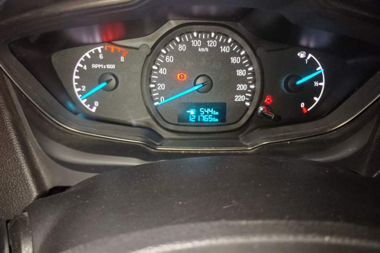 Used Ford Escort 2015 1.5L Manual Comfort Model
