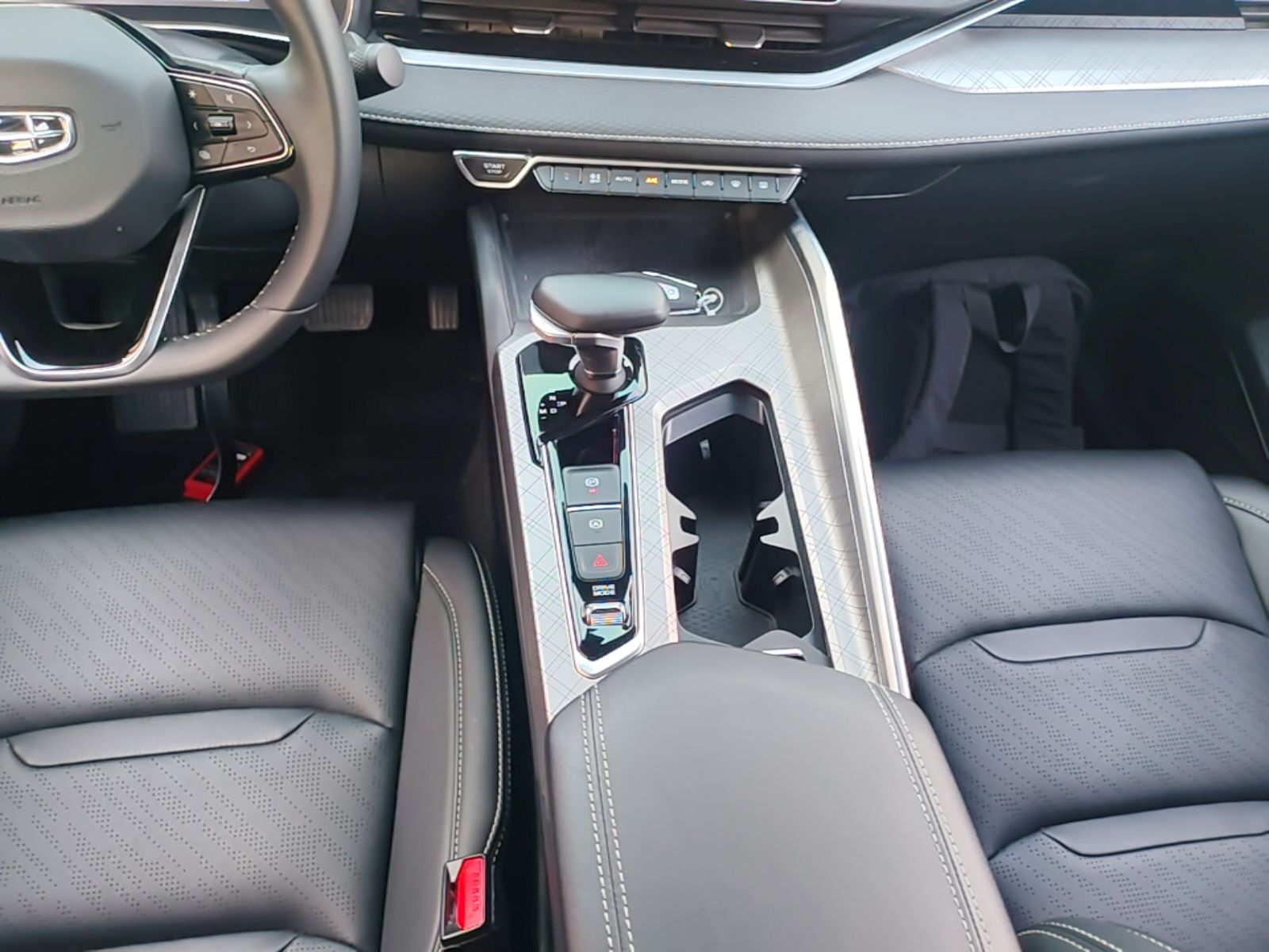 Geely Auto Preface 2023 2.0TD Luxury Version — снимка 16