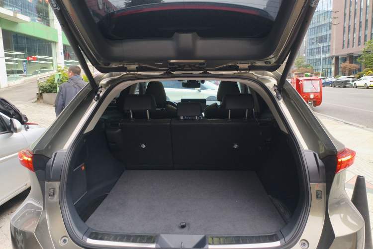 Used Toyota Harrier 2022 Dual-Engine 2.5L CVT Four-Wheel Drive Flagship Edition