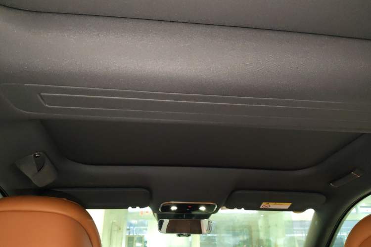 Used Hima AITO M8 2025 Extended-Range Ultra Version 53.4 kWh 5-Seater Edition
