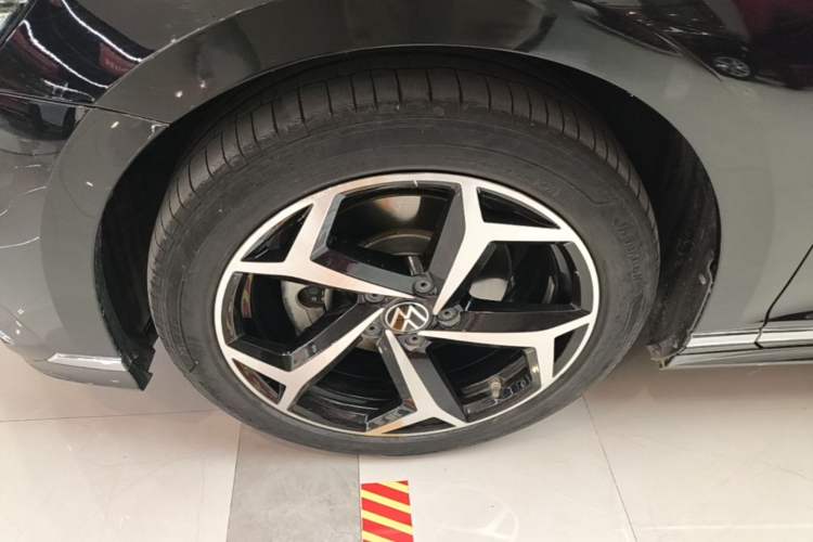 Used Volkswagen Magotan 2023 2 Million Units Commemorative Edition 330TSI DSG Luxury Version
