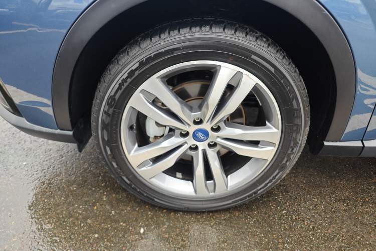 Used Ford Equator Sport 2023 EcoBoost 170 Premier Edition
