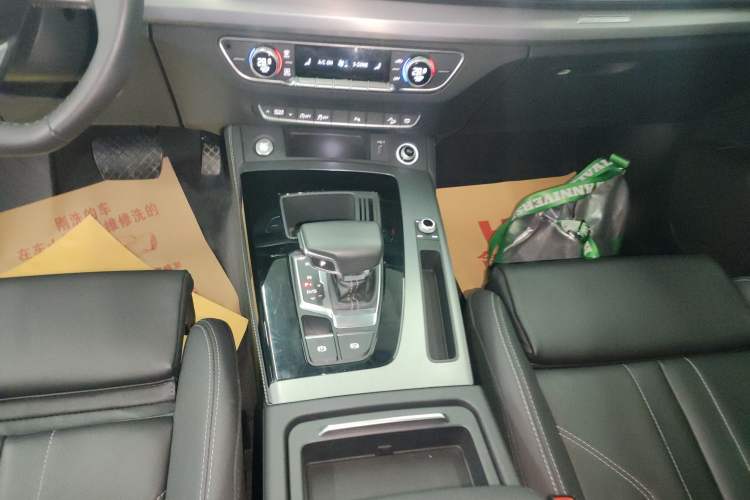 Used Audi Q5L 2024 40 TFSI Fashion Dynamic Model