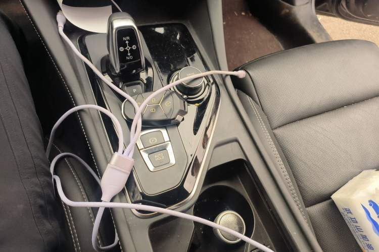 Used Lynk & Co 03 2022 2.0TD DCT JingPro Gear Lever