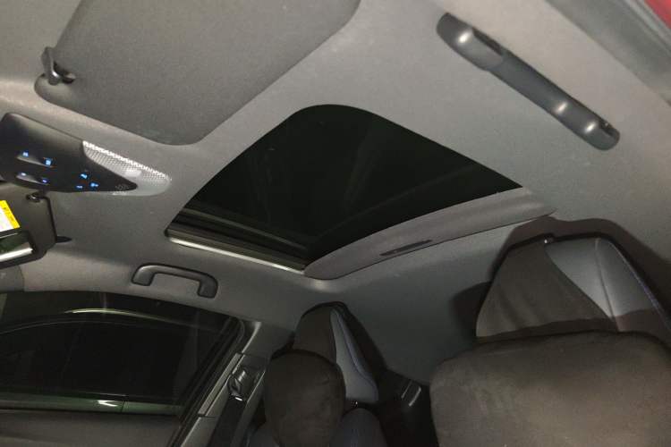 Used Toyota C-HR 2020 2.0L Leading Edition
