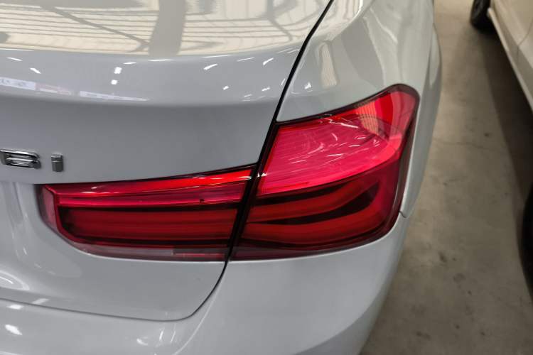 Used BMW 3 Series 2016 316i Fashion Model
