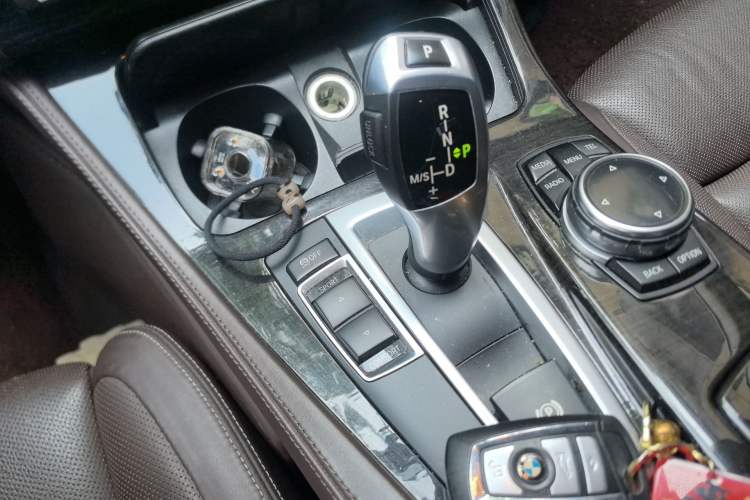 Used BMW 5 Series 2014 530Li Luxury Design Package