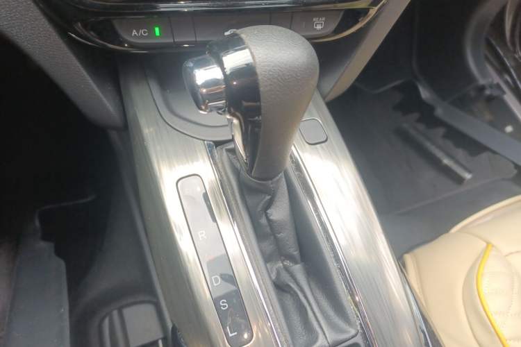 Used Honda XR-V 2015 1.8L EXi CVT Comfort Version