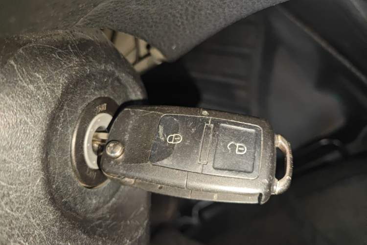 Used Toyota YARiS L Zhi Xuan 2016 Revised 1.5E CVT Charming Edition