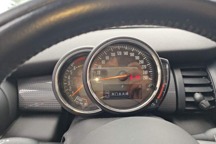 Used MINI MINI 2016 1.5T COOPER Five-Door Edition