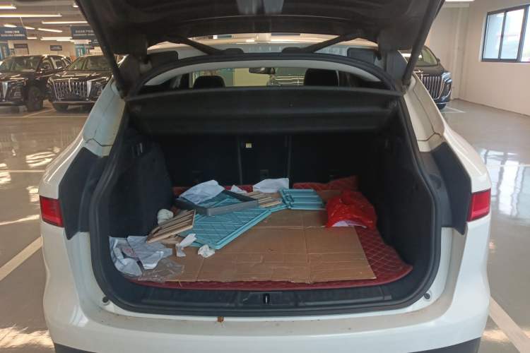 Used Jaguar F-PACE 2018 2.0T Four-Wheel Drive Urban Luxury Edition
