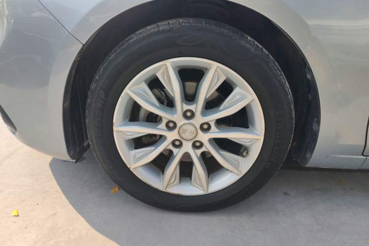 Used Hongqi H5 2018 30TD Dynamic Edition Left Front Wheel Hub