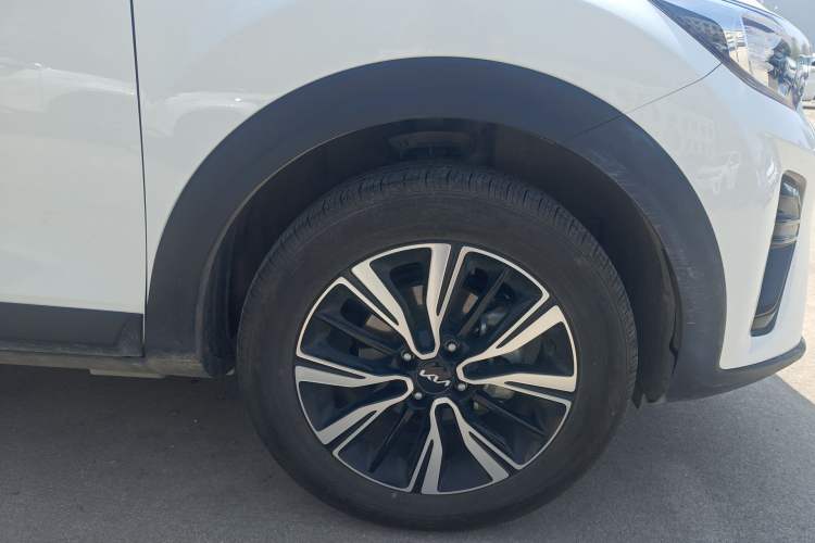 Used Kia kx1 Stonic 2021 1.4L CVT Fun Edition Exterior 7