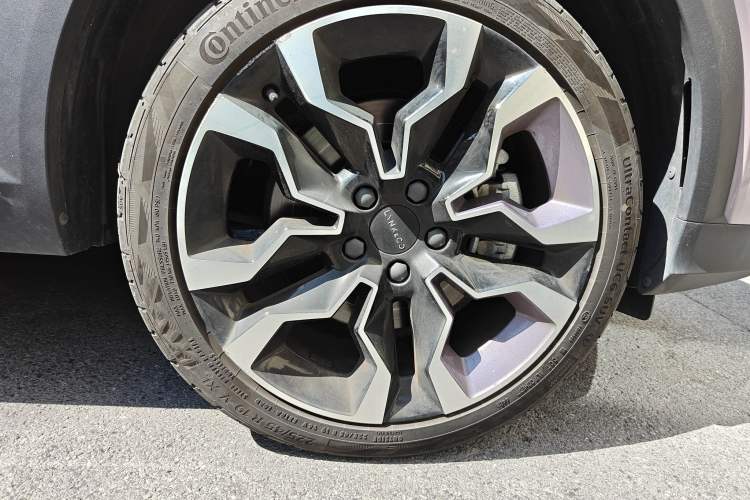 Used Lynk & Co 06 2021 1.5T Shero Pink Special Edition