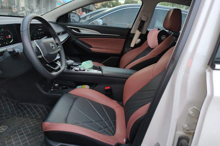 Used CHANGAN Eado 2022 PLUS Blue Whale NE 1.4T GDI DCT Prestige Edition
