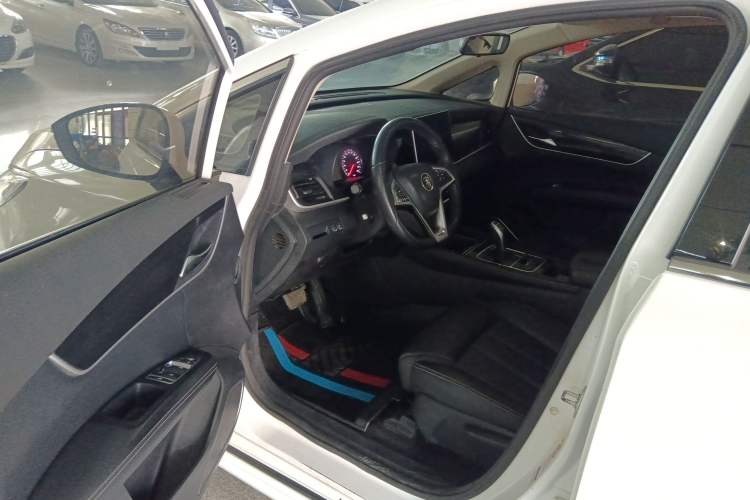 Used BYD Song MAX 2019 1.5T Automatic Smart Connect Ruiyi Sunroof Version 6 Seats China VI Standard Driver Seat