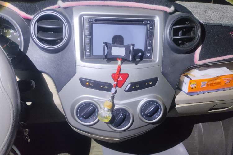 Used FAW Jiabao V80 2013 1.3L Business Comfort Model CA4GX13
