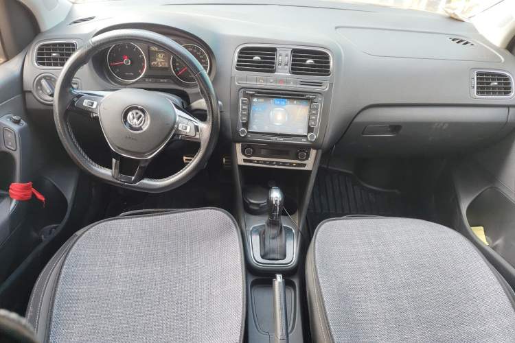 Used Volkswagen Polo 2014 1.6L Cross Polo Automatic