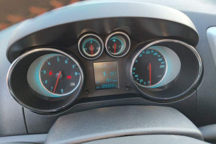 Used Changan CS35 2015 1.6L Manual Luxury Model China IV Standard