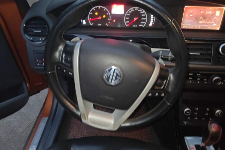 Used MG 6 2010 Hatchback 1.8T Automatic Elite Edition Steering Wheel