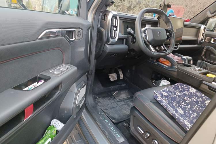 Used JETOUR Traveler 2025 2.0TD DCT XWD Cross+ Driver Seat