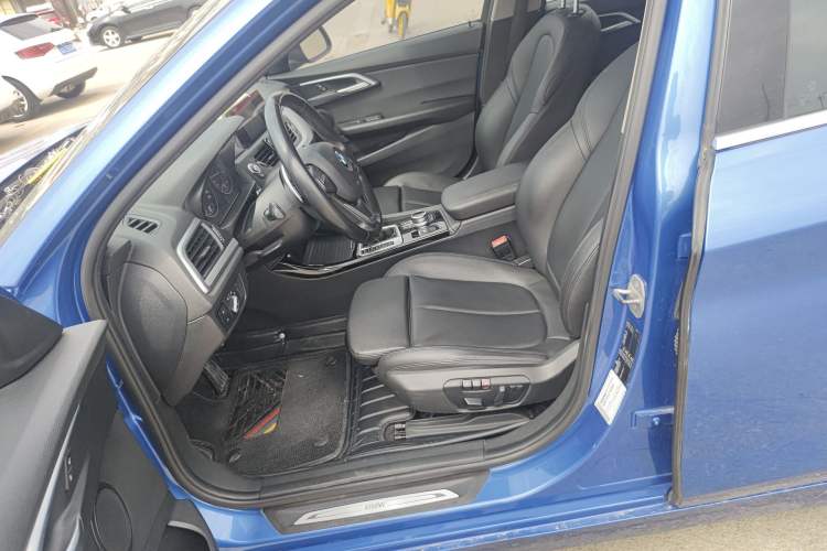 Used BMW 1 Series 2017 120i Design Package Model Left Front Seat