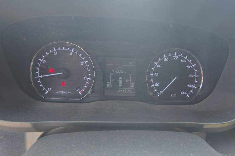 Used CHANGAN OSHAN X70A 2018 1.5L Manual Comfort Model
