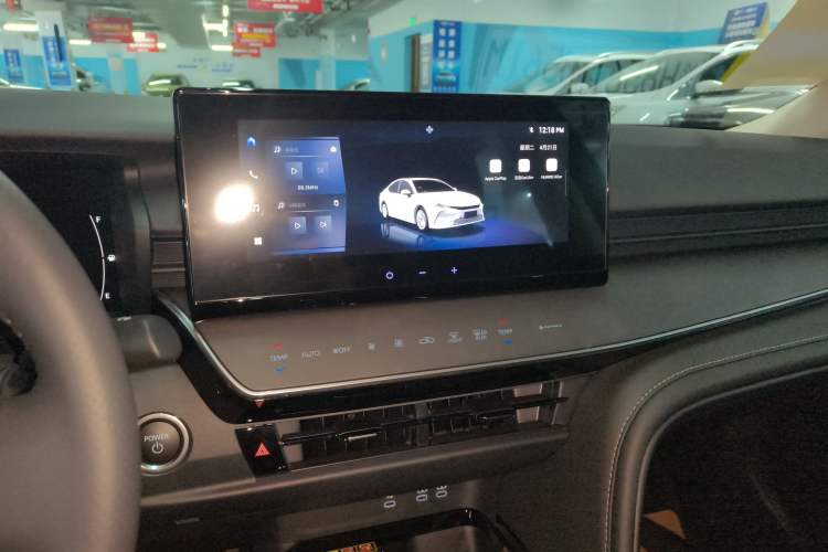 Used Toyota Camry 2026 Model Dual-Engine 2.0HSE Sport Lite Edition