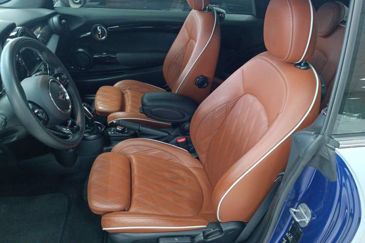 Used MINI MINI 2018 1.5T COOPER CABRIO Artist