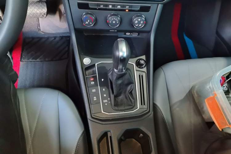 Used Volkswagen Lavida 2024 1.5L Automatic Starry Sky 5 Million Edition
