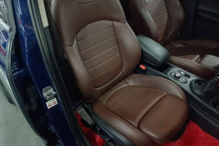 Used MINI Countryman 2018 1.5T COOPER Artist