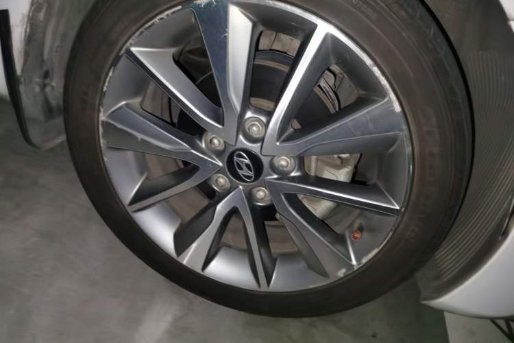 Used Hyundai Elantra (5th Generation / Langdong) 2015 1.6L Automatic Leading Model
