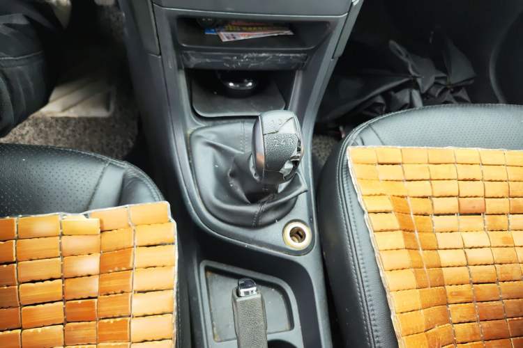 Used Peugeot 308 2014 Enjoy Edition Classic 1.6L Manual Fashion Model Gear Lever