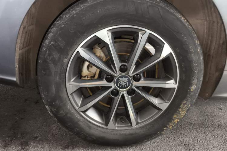 Used BYD Qin PLUS 2024 HONOR Edition DM-i 55KM Leading Model
