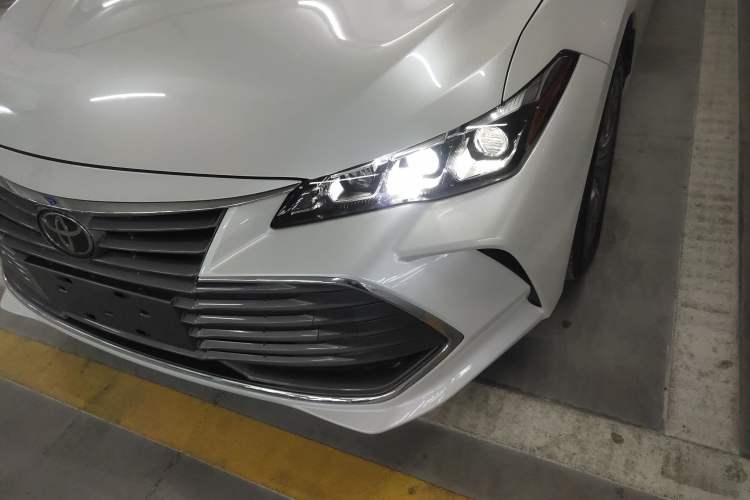 Used Toyota Avalon 2019 2.0L Ambition Edition China VI
