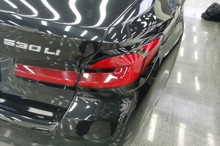 Used BMW 5 Series 2023 530Li Luxury Edition M Sport Package