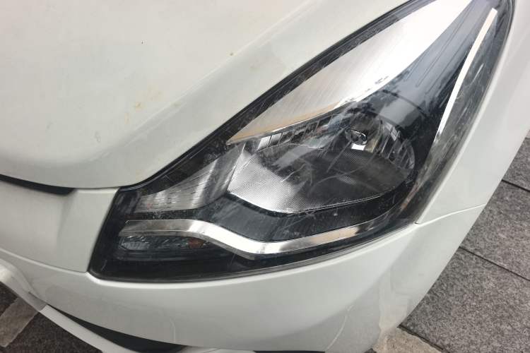 Used CHANGAN Benni 2015 1.4L Manual Luxury Model China V Standard
