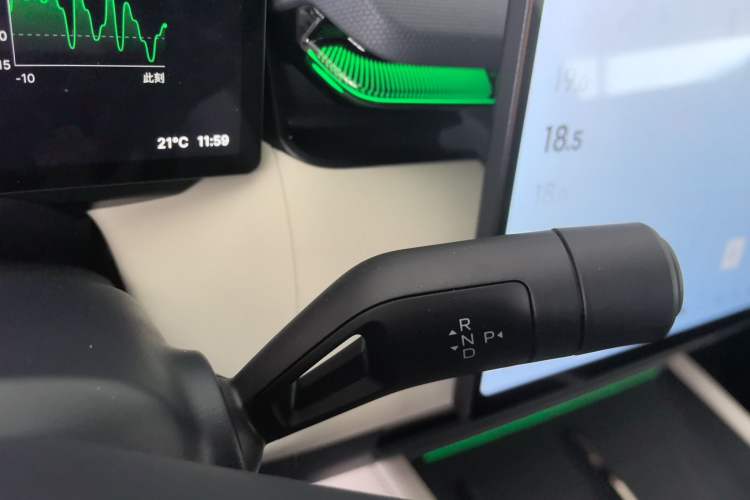 Used Lynk & Co 08 EM-P 2026 Model 210 Four-Wheel Drive Performance Ultra H7
