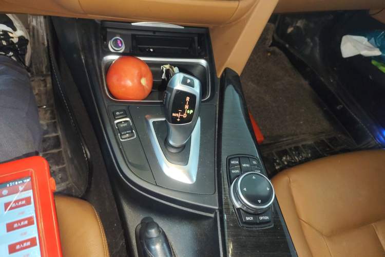 Used BMW 3 Series GT 2014 320i Design Package Model
