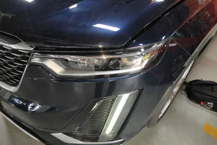 Used Cadillac XT6 2021 2.0T 7-Seater Two-Wheel-Drive Luxury Version Left Front Headlight