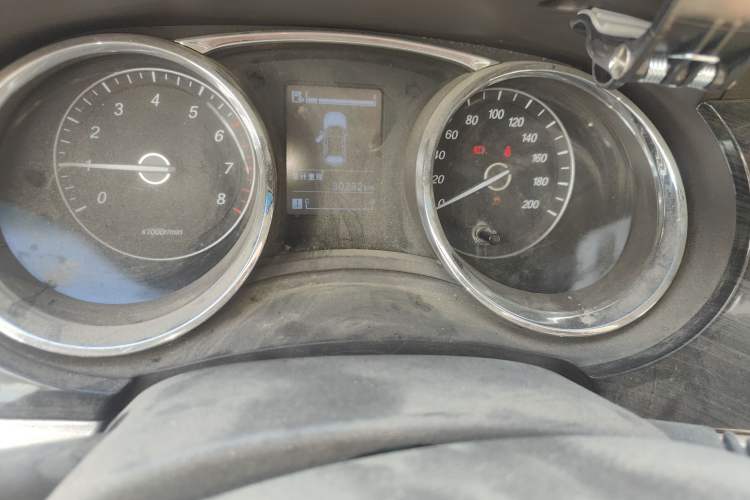 Used Baojun 730 2016 1.5L Manual Comfort Version 7 Seats China V Emission Standard