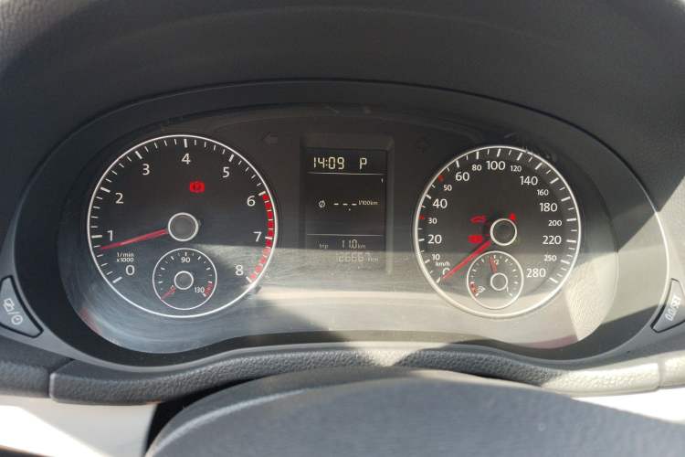 Used Volkswagen Passat 2014 1.4TSI DSG Prestige Edition Instrument Cluster