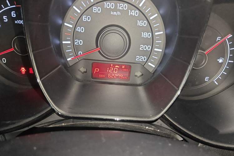 Used Kia K2 2012 Sedan 1.4L Automatic GLS Commemorative Edition