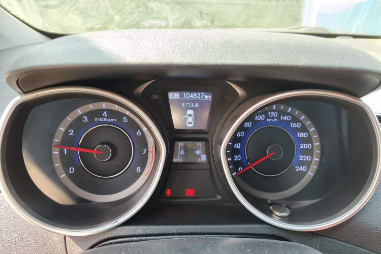 Used Hyundai Elantra (5th Generation / Langdong) 2015 1.6L Manual Leading Model
