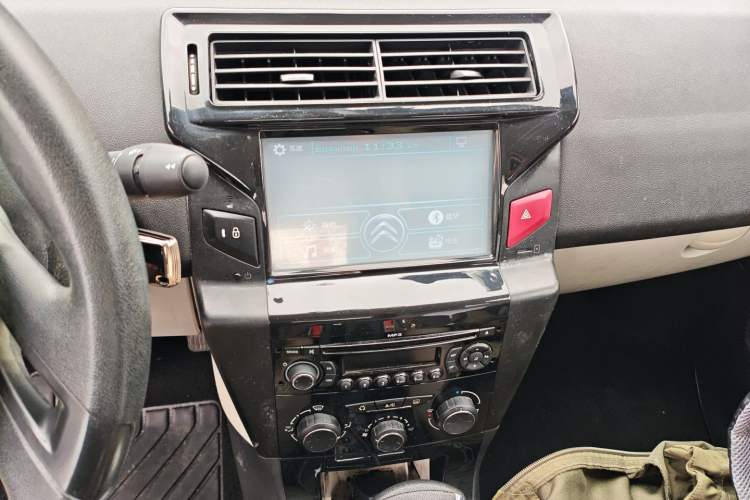 Used Citroen C-Quatre 2014 VTS Version 1.6L Automatic Prestige Model