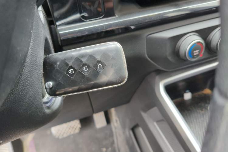 Used Wuling Alvez 2023 1.5L CVT Comfort Edition