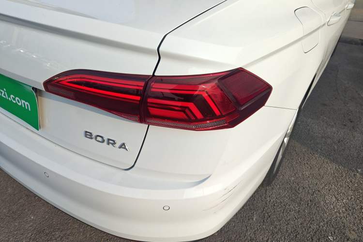 Used Volkswagen Bora 2021 1.5L Automatic Elite Smart Connect Edition
