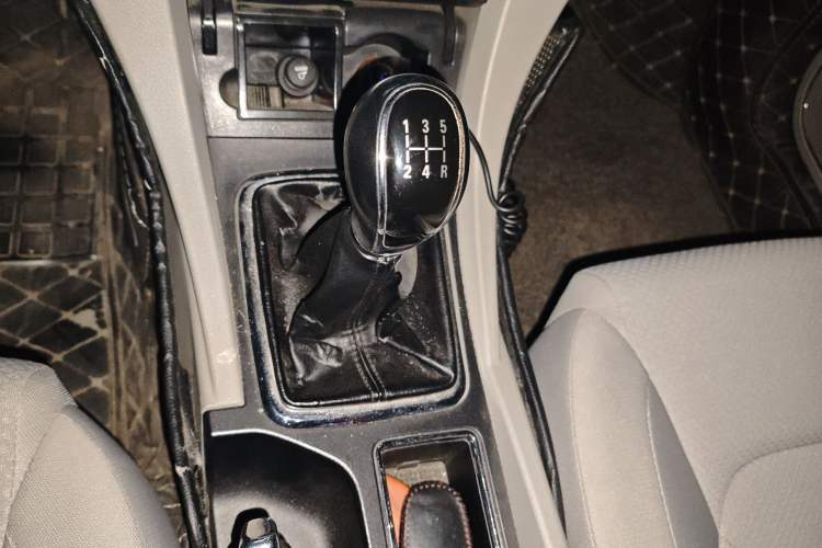 Used Geely Auto Emgrand 2016 Sedan 1.5L Manual Fashion Edition
