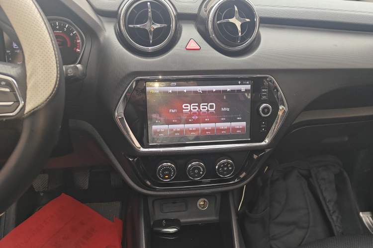 Used Soueast DX3 2016 1.5L Manual Luxury Edition